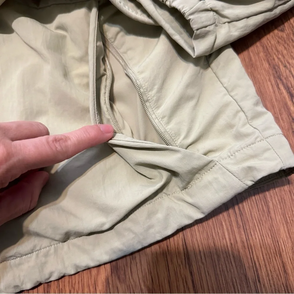 Lululemon Dew Green Always Effortless long Sleeve jacket size 6 windproof